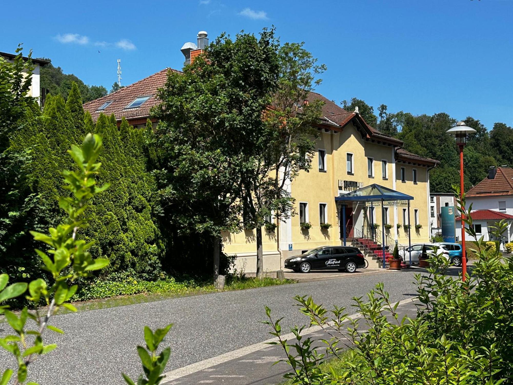 Hotel Thalfried Ruhla Εξωτερικό φωτογραφία